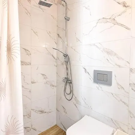 Poseidonos, Lekka 58, One Bedroom ルートラキ